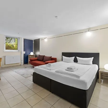 Comenius 3* برلين