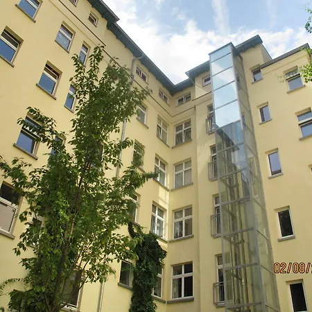 Comenius 3* برلين