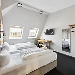 Comenius Hotel