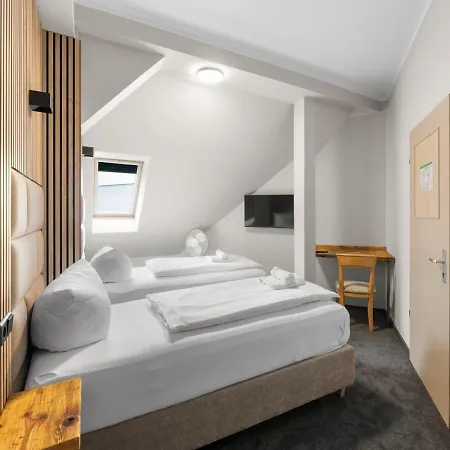 Hotel Comenius 2*